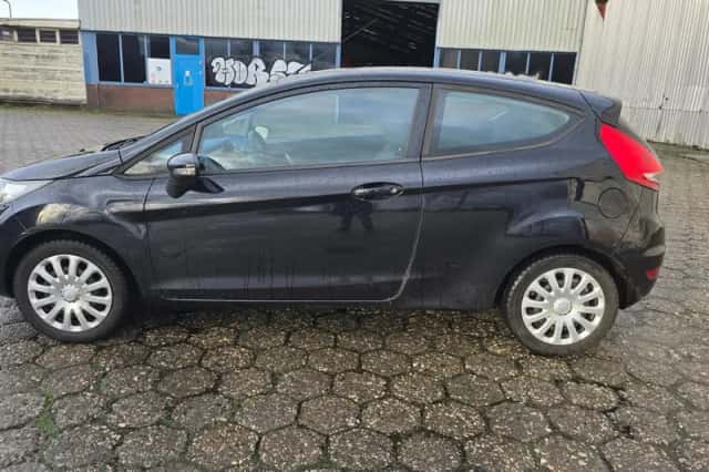 Ford Fiesta (2009) thumbnail 4