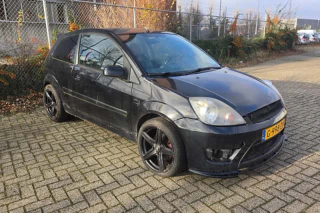 Ford Fiesta (2006) thumbnail 3