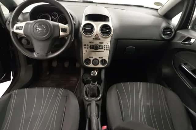 Opel Corsa (2007) thumbnail 6