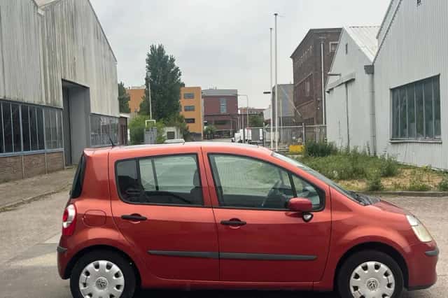 Renault Modus (2008) thumbnail 5