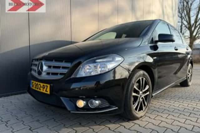 Mercedes-Benz B-Klasse (2012) thumbnail 1