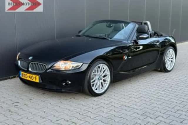 BMW Z4 (2003) thumbnail 1