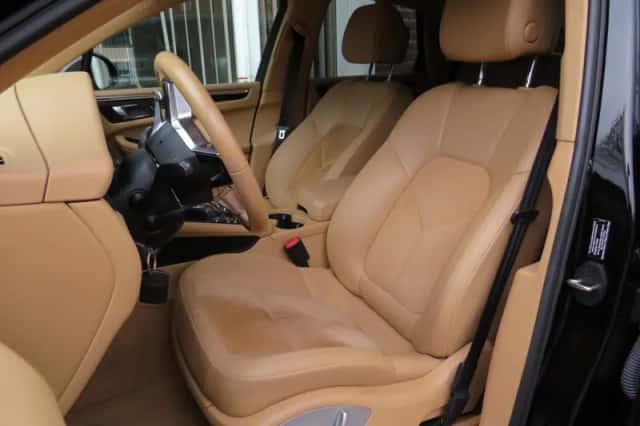 Porsche Macan (2015) thumbnail 6