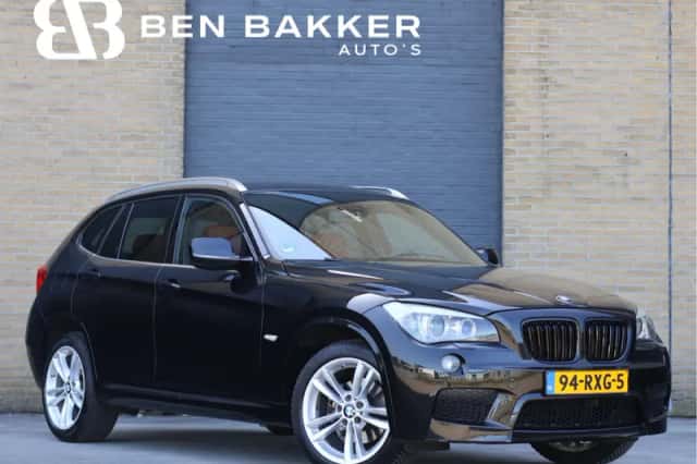 BMW X1 (2011) thumbnail 2