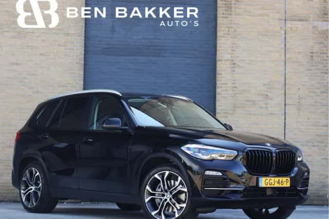 BMW X5 (2020) thumbnail 2