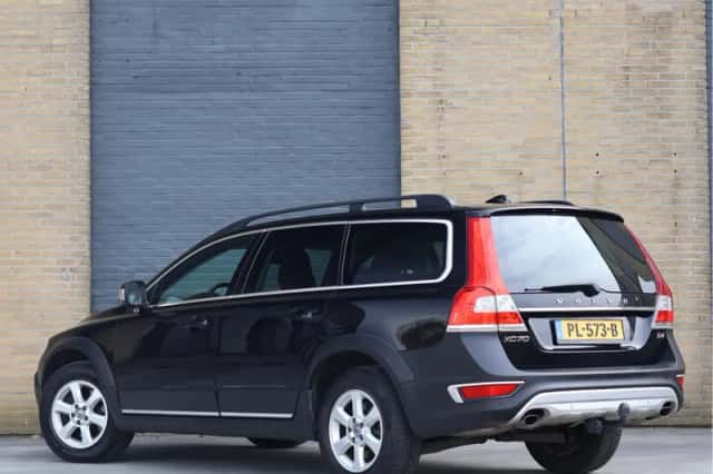 Volvo XC70 (2015) thumbnail 3