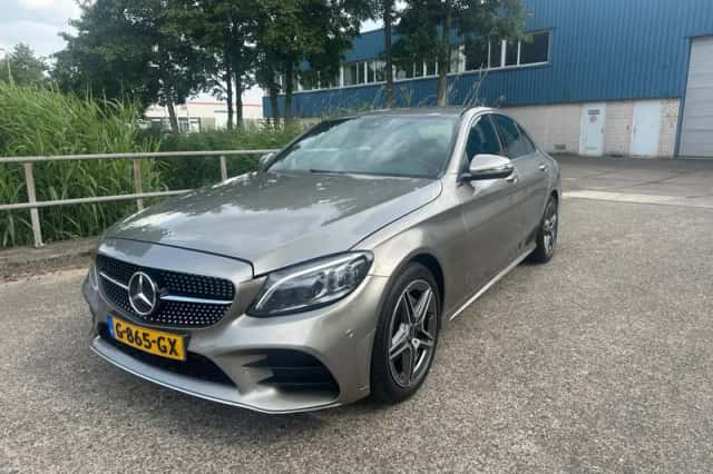 Mercedes-Benz C-Klasse (2019) thumbnail 2