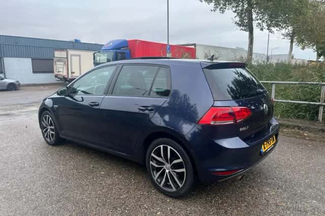 Volkswagen Golf (2014) thumbnail 3