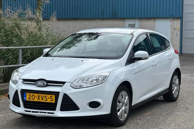 Ford Focus (2012) thumbnail 1