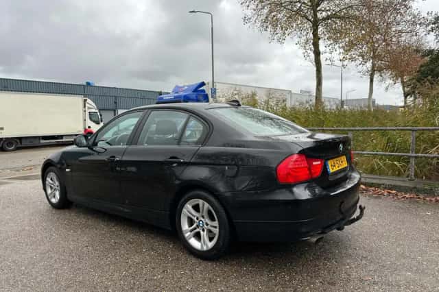 BMW 3-Serie (2012) thumbnail 3