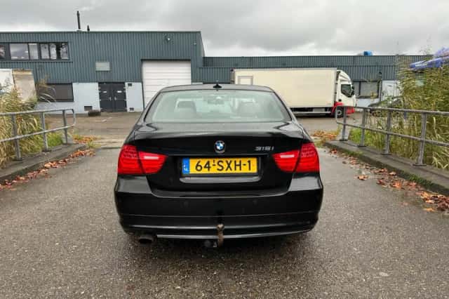 BMW 3-Serie (2012) thumbnail 4
