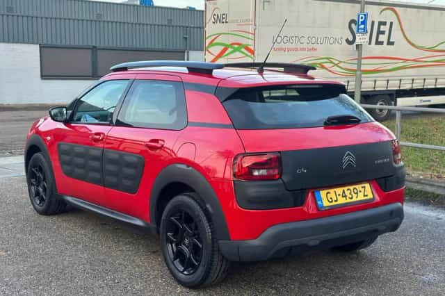 Citroën C4 Cactus (2015) thumbnail 3