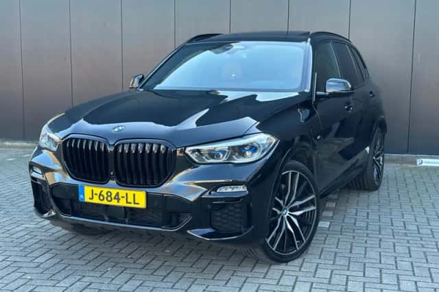 BMW X5 (2020) thumbnail 1