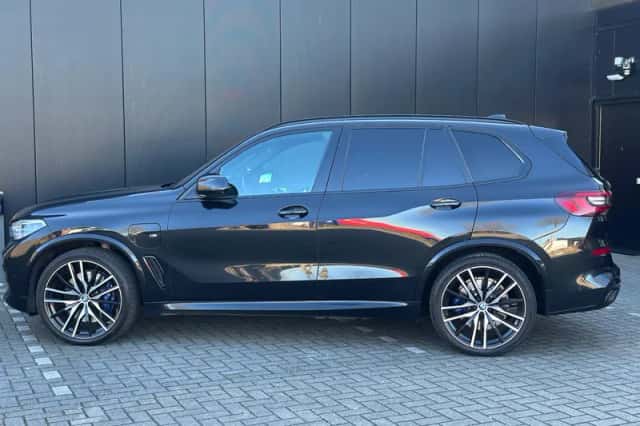 BMW X5 (2020) thumbnail 6