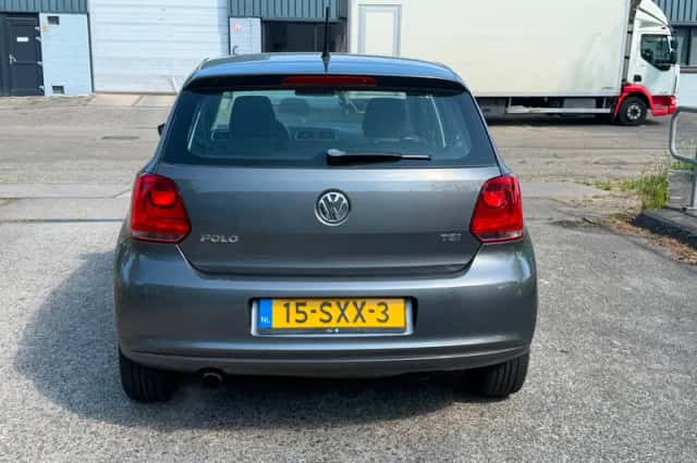 Volkswagen Polo (2012) thumbnail 4