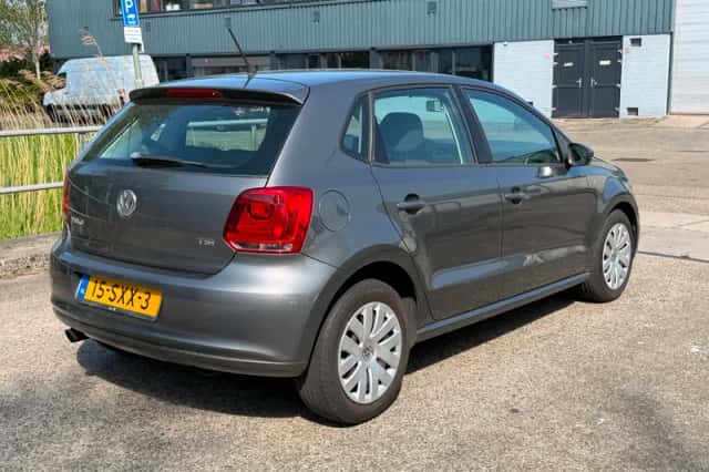 Volkswagen Polo (2012) thumbnail 5