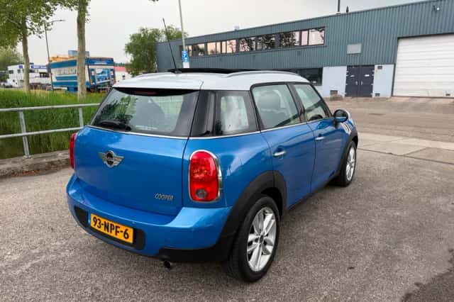 MINI Countryman (2010) thumbnail 5