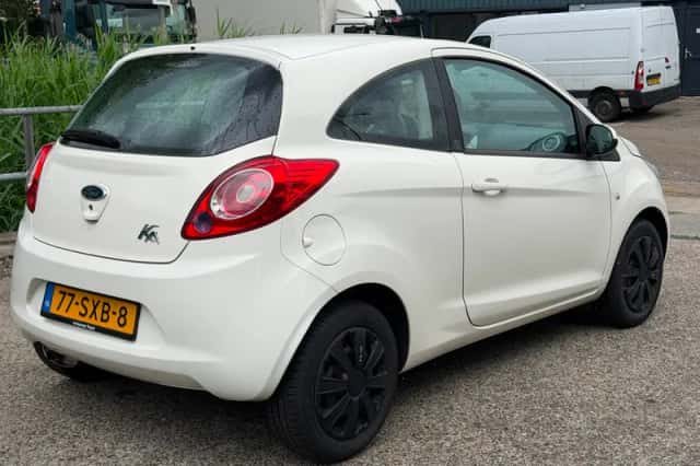 Ford Ka (2012) thumbnail 5
