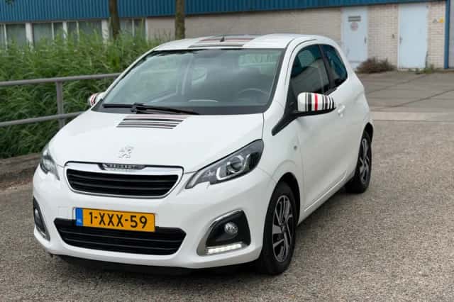 Peugeot 108 (2014) thumbnail 1