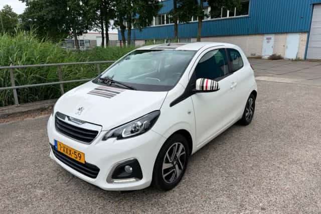 Peugeot 108 (2014) thumbnail 2