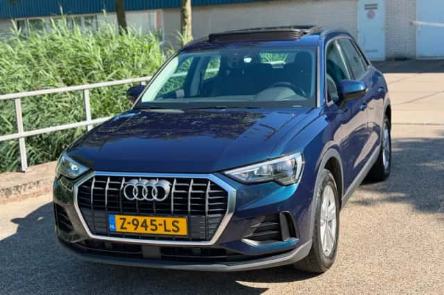 Audi Q3 (2019) thumbnail 1