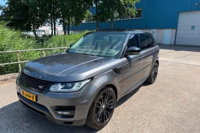 Land Rover Range Rover Sport (2017) thumbnail 2