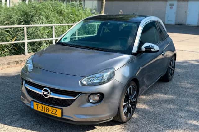 Opel Adam (2017) thumbnail 1