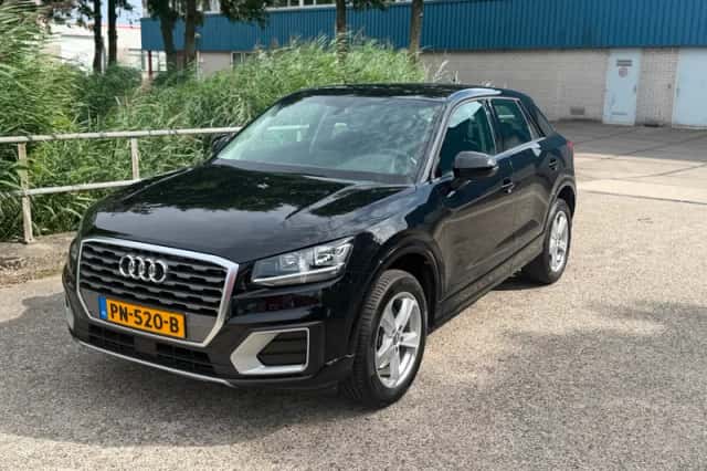 Audi Q2 (2017) thumbnail 1