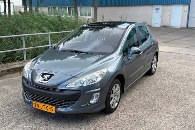 Peugeot 308 (2009) thumbnail 1