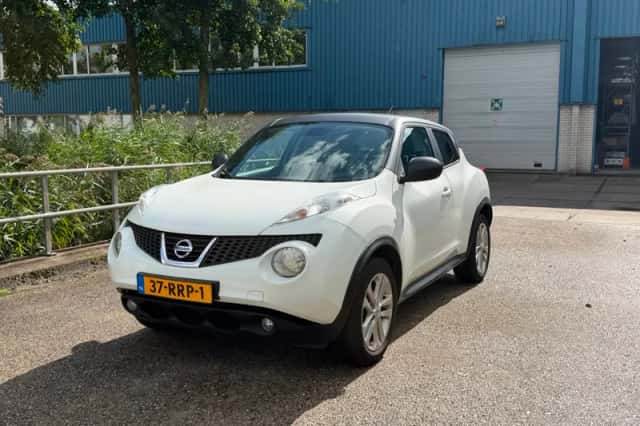 Nissan Juke (2011) thumbnail 1