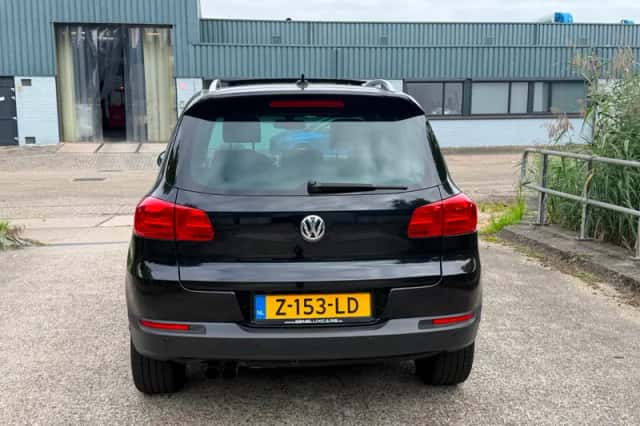 Volkswagen Tiguan (2013) thumbnail 4
