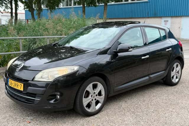 Renault Mégane (2009) thumbnail 1