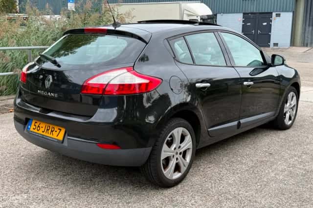 Renault Mégane (2009) thumbnail 4