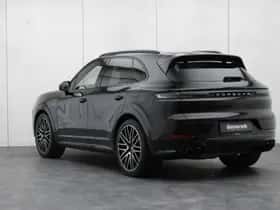 Porsche Cayenne (2024) thumbnail 3