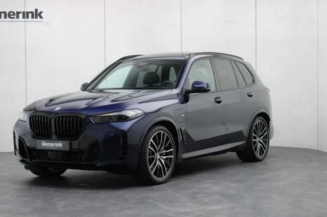 BMW X5 (2024) thumbnail 1