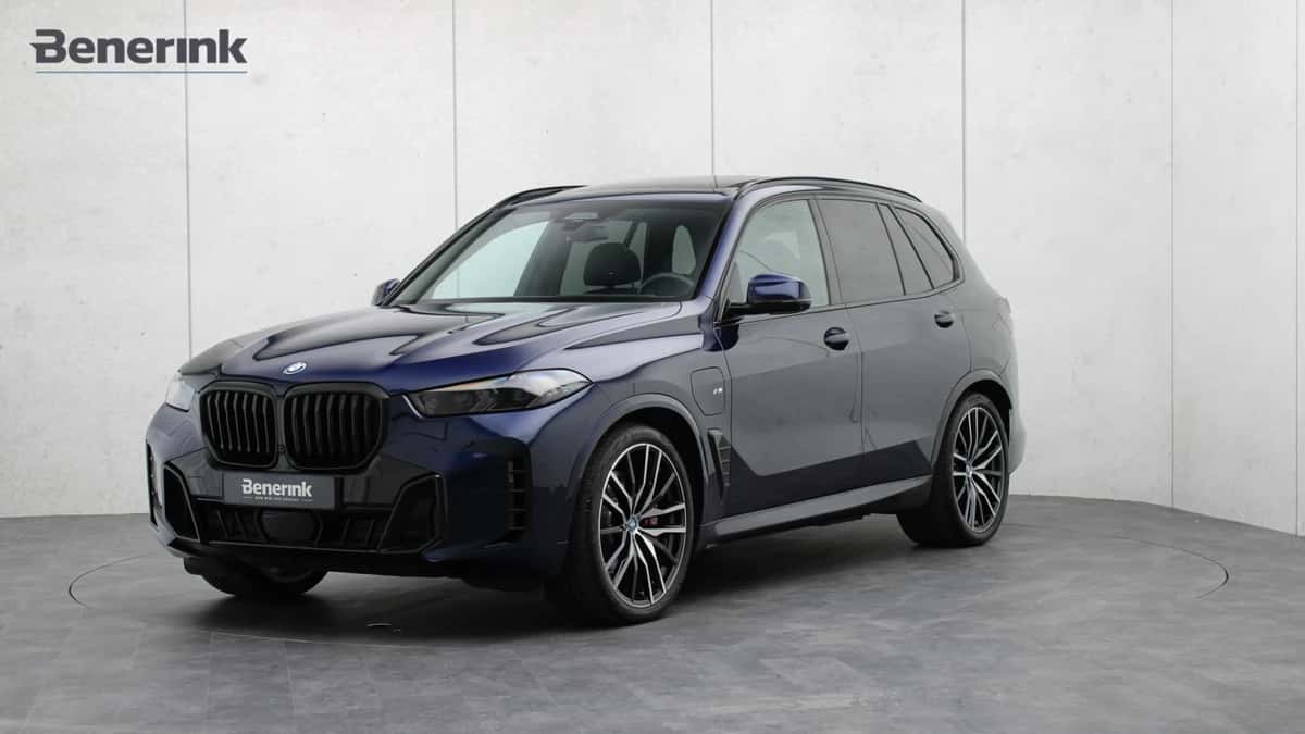 BMW X5 (2024) — foto 1