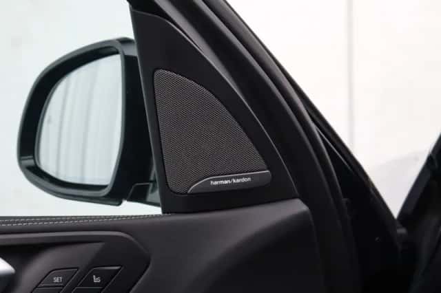 BMW X5 (2024) thumbnail 11