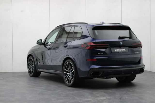 BMW X5 (2024) thumbnail 3