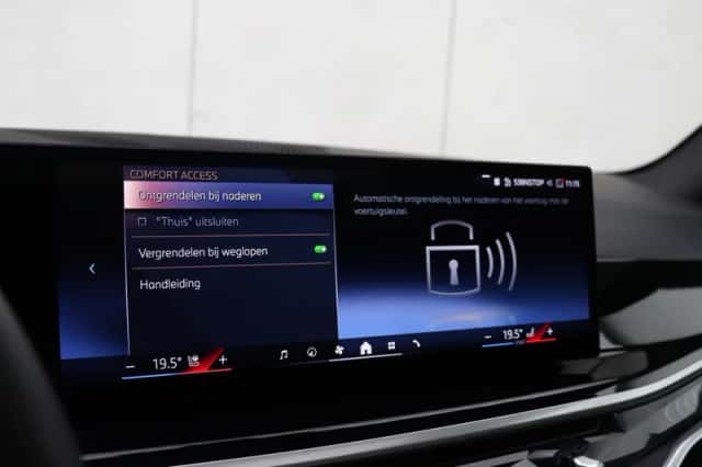 BMW X5 (2024) thumbnail 23