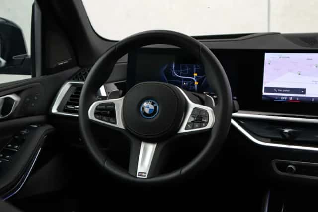 BMW X5 (2024) thumbnail 26