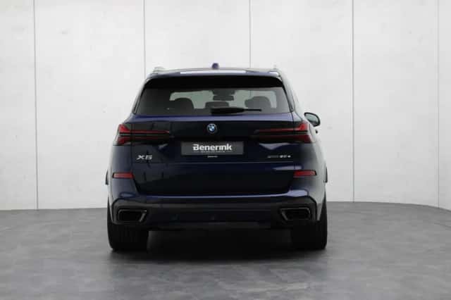 BMW X5 (2024) thumbnail 32