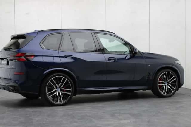 BMW X5 (2024) thumbnail 33