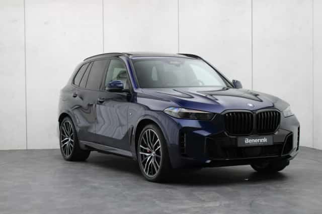 BMW X5 (2024) thumbnail 5