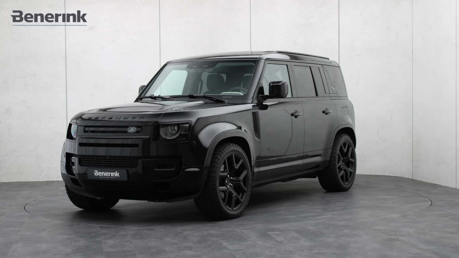 Land Rover Defender (2024) — foto 1