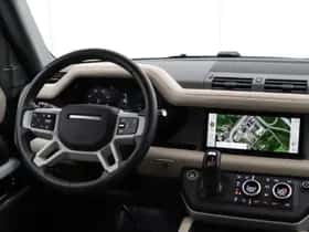 Land Rover Defender (2024) thumbnail 10