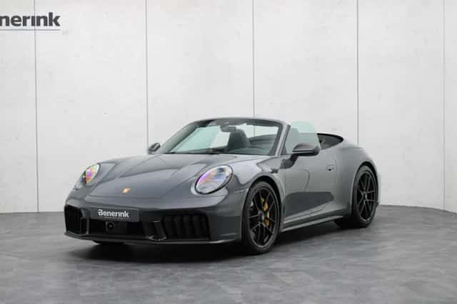Porsche 911 (2025) thumbnail 1