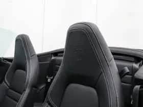 Porsche 911 (2025) thumbnail 13