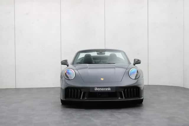 Porsche 911 (2025) thumbnail 29