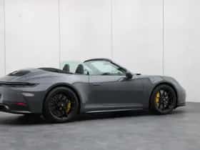 Porsche 911 (2025) thumbnail 33