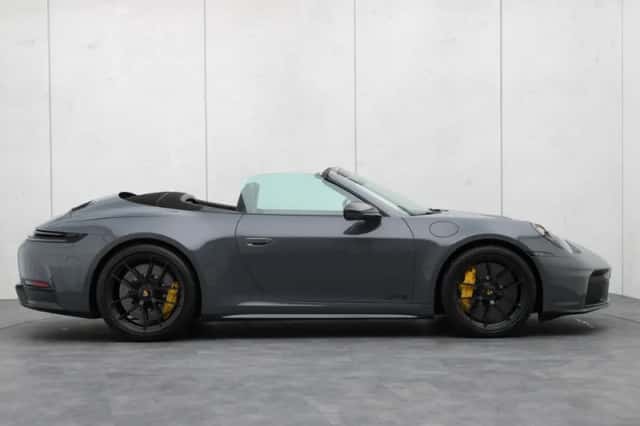 Porsche 911 (2025) thumbnail 34
